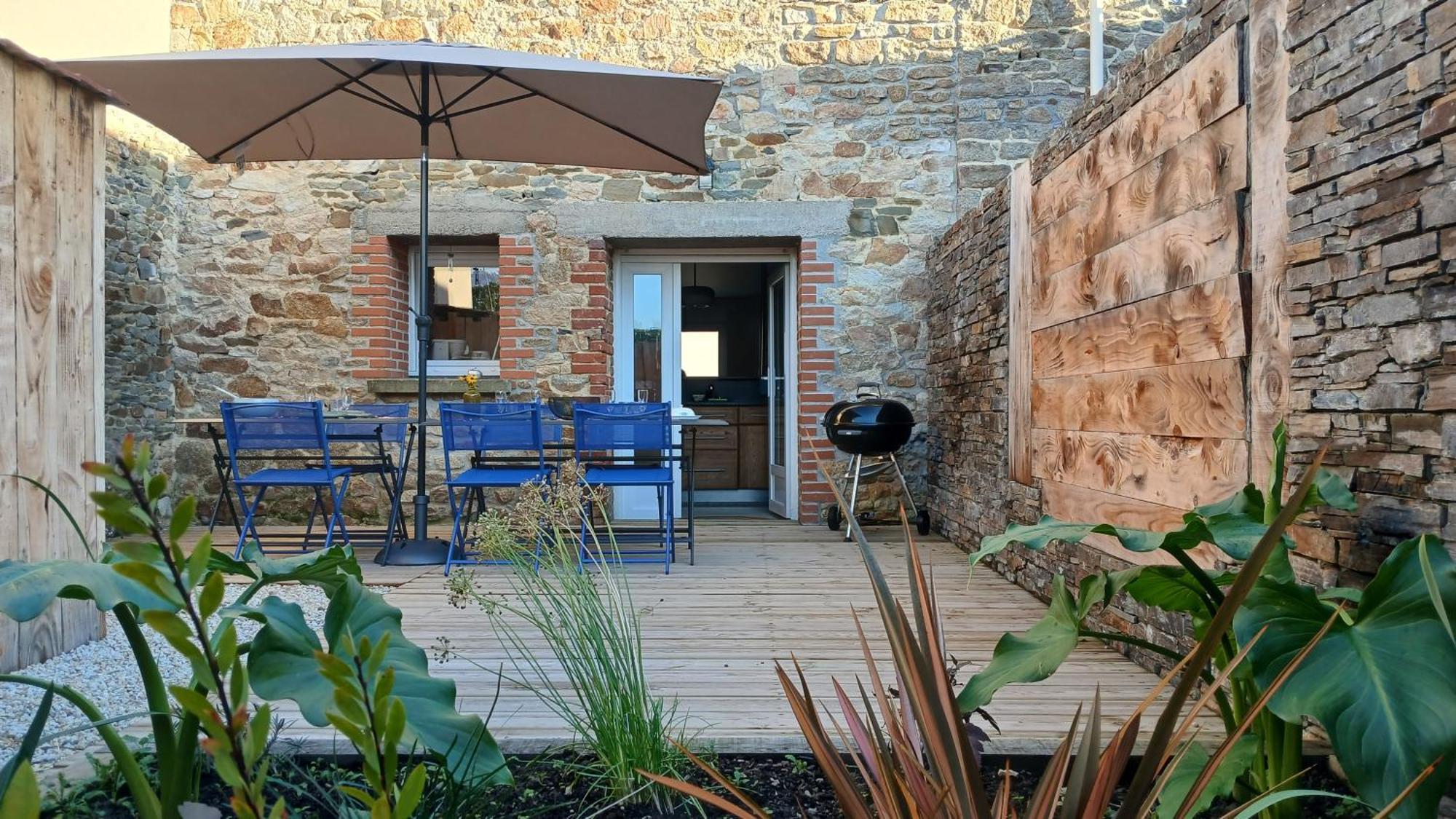 Au Bout Du Mont Villa Pontorson Exterior foto